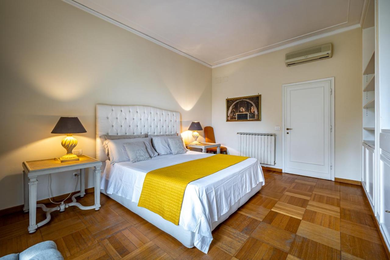 Yid D'Azeglio Luxury Apartment With Parking Florence Exterior photo