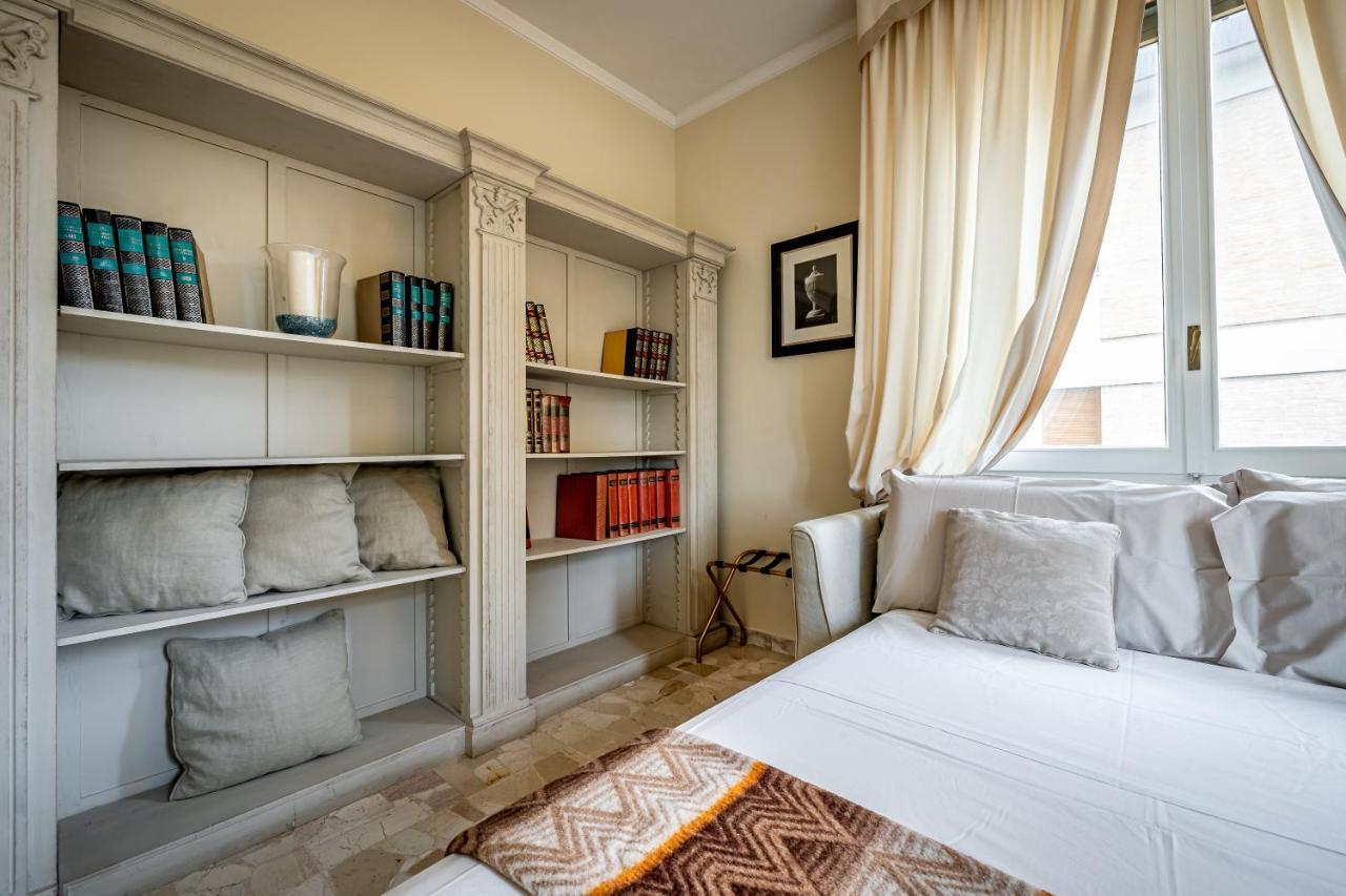 Yid D'Azeglio Luxury Apartment With Parking Florence Exterior photo